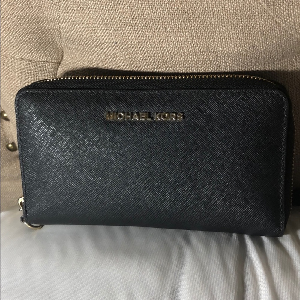 Michael Kors wallet
